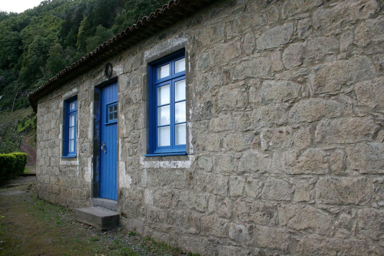 Aldeia do Sanguinho Faial da Terra Exterior foto