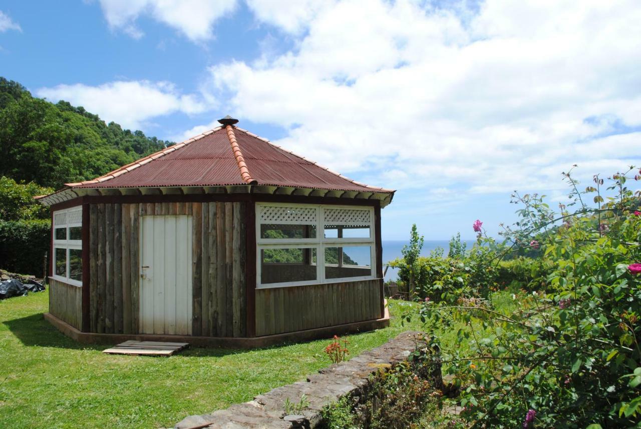 Aldeia do Sanguinho Faial da Terra Exterior foto