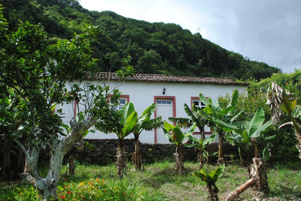 Aldeia do Sanguinho Faial da Terra Exterior foto