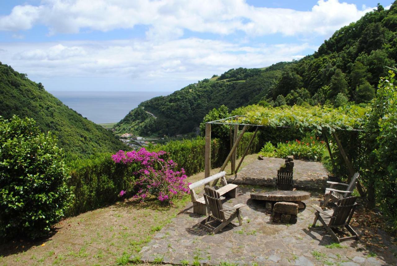 Aldeia do Sanguinho Faial da Terra Exterior foto